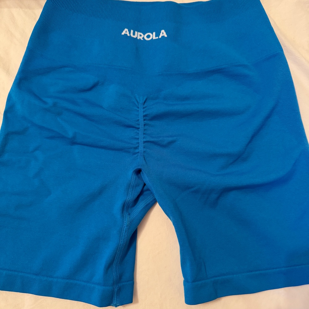 Blue aurola shorts